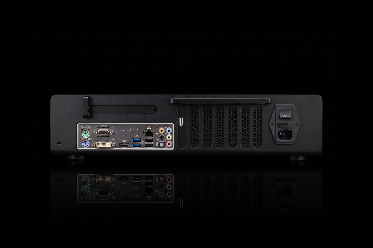 Everest Server Base — rear panel connectivity